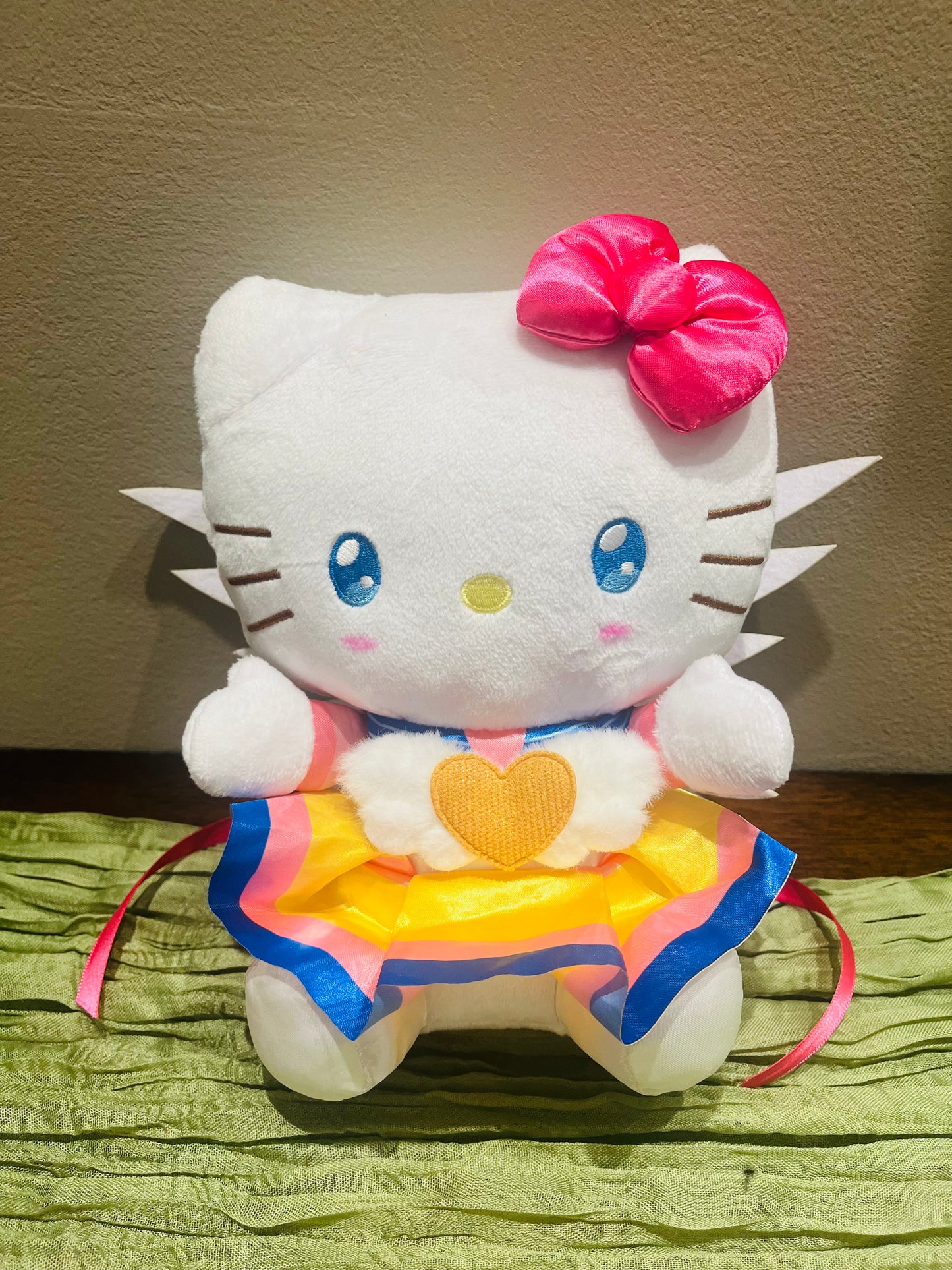 Sailor Moon x Hello Kitty Plush - Eternal Sailor Moon!