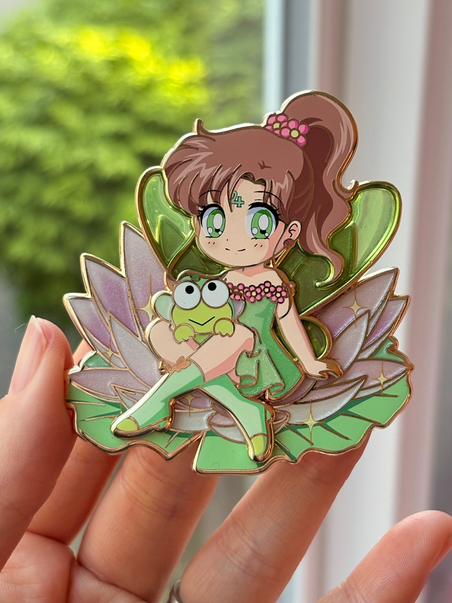 Thumbelina Sailor Moon x Sanrio Pin on Pin Flower Fairies Set!