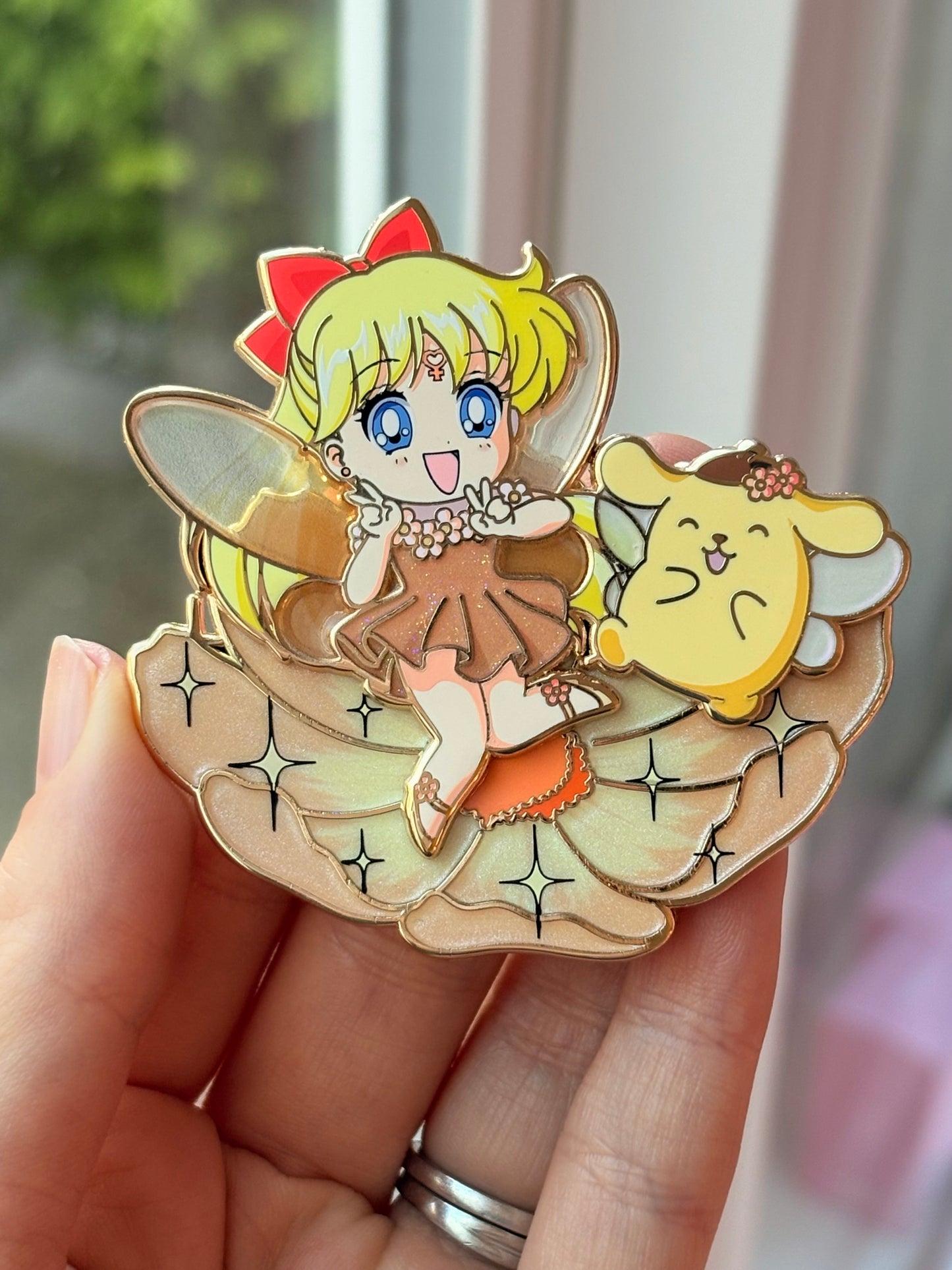 Thumbelina Sailor Moon x Sanrio Pin on Pin Flower Fairies Set!