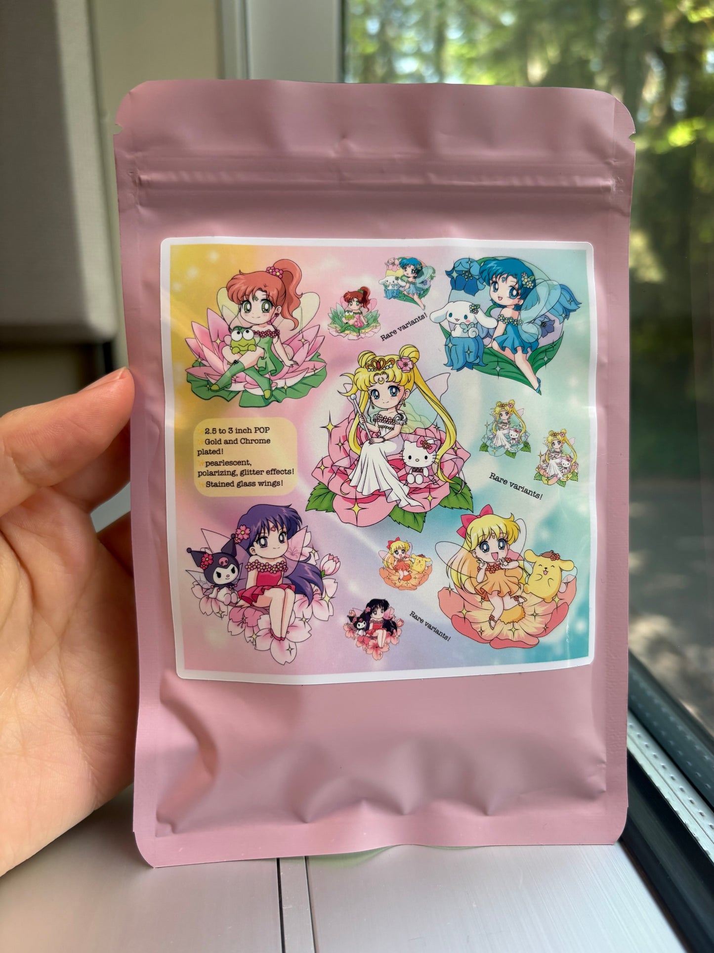 Thumbelina Sailor Moon x Sanrio Pin on Pin Flower Fairies Set!