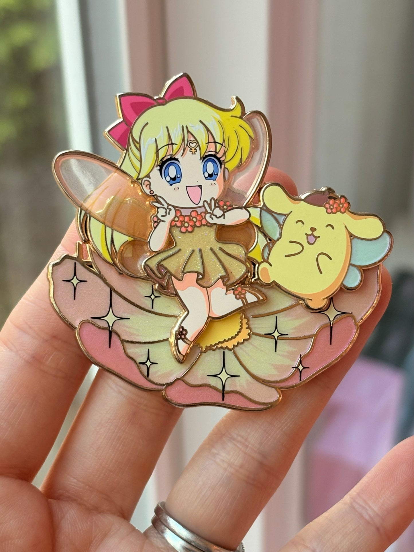 Thumbelina Sailor Moon x Sanrio Pin on Pin Flower Fairies Set!