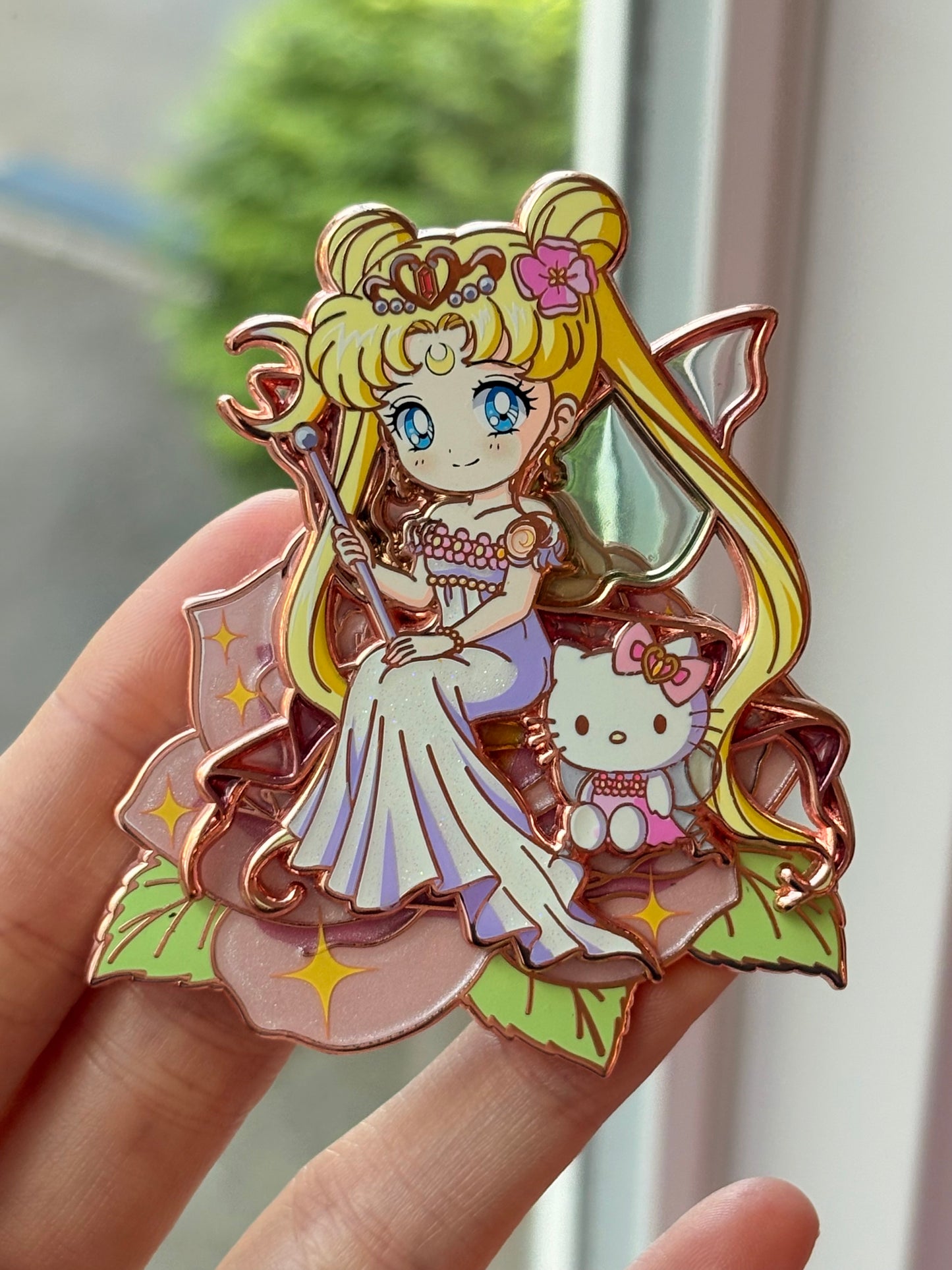 Thumbelina Sailor Moon x Sanrio Pin on Pin Flower Fairies Set!