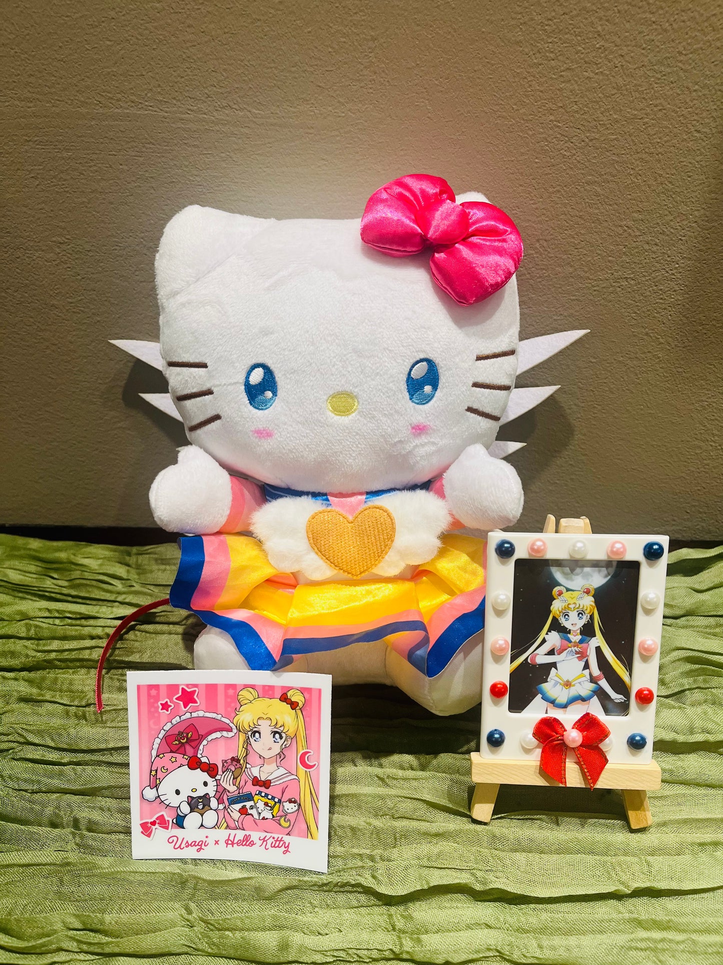 Sailor Moon x Hello Kitty Plush Gift Set!! Includes Plush, Polaroid Magnet, Glitter Enamel Pin, Plush Keychain, and Sticker!